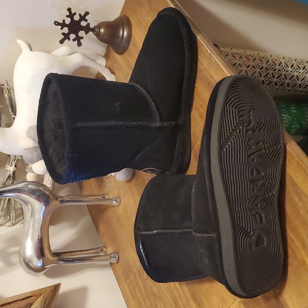 Kids BearPaw sheepskin boots